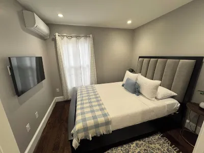 Hidden Gem 2 BR/1BA near Zoo 3 mil downtown Fenway Hotel di 