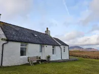 Taigh Mhurdaidh Hotels near Kilt Rock