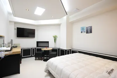 키위모텔 김해봉황동유적패총전시관 주변 호텔