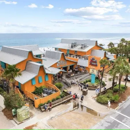 502 Stunning 2 Bdrm~ Private Beach ~ Gulf View & Pools ~ Book April 28th Special