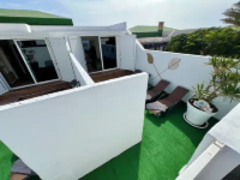 Sea View Bungalow with Communal Pool