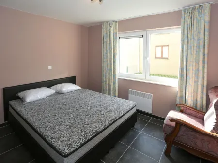 Sleek Stay by the Sea