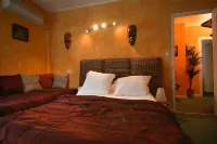 Cit'Hotel le Mirage Hotels in Istres