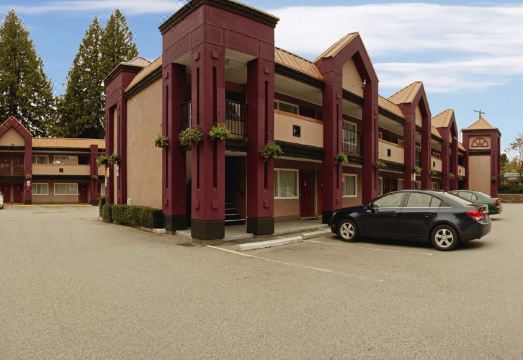 노스 밴쿠버 호텔 외관