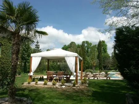 Chambre d'hôtes Park des Collines - Gîte Отели в г. Остен