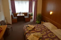 Hotel Ladina Hotels in Campitello di Fassa