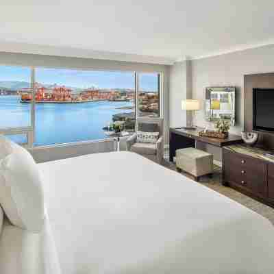 Fairmont Waterfront Rooms