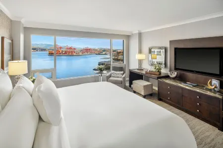 Fairmont Waterfront