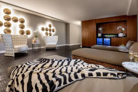 NYX Herzliya Отели в г. Герцлия