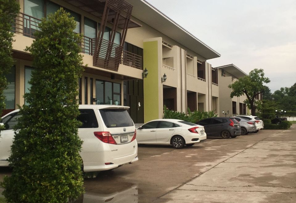 1. S 패밀리 레지..