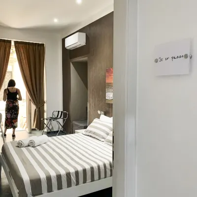 ماسكالتسوني لاتينو لاكشري رومز Hotels near محطة مترو توليدو