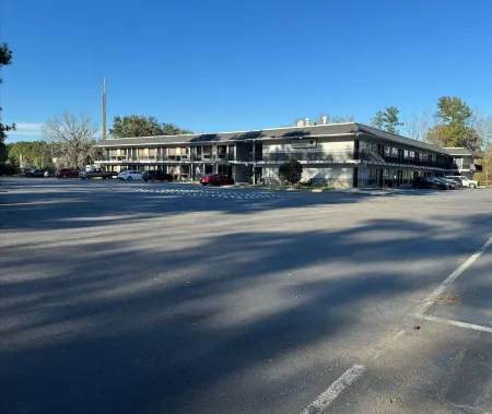 FairBridge Inn & Suites Richmond Hill