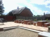 Swan Inn, Heathrow Airport Hotels in Staines