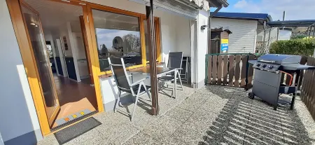 Vacation home at the node A10 Grill, terrace, desk, printer, 2xTV, kitchen Отели в г. Грайфенштайн