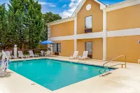 Quality Inn High Point - Archdale - Pools