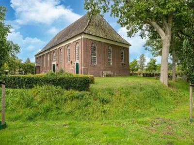 Monumental Holiday Home in IJhorst Hotels near De Turfschipper