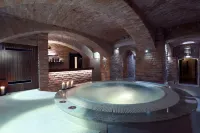 Penzión Wellness & Restaurant Zoborská, free parking - spa