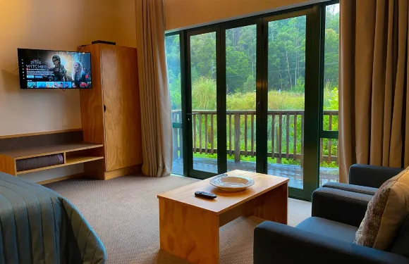 Waitomo Lodge 懷託莫旅館