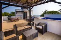 Bella Luna Beach House #227487