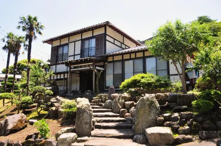 Yokohama Fujiyoshi Izuten Отели рядом со станцией Minami-Itō Railway Station