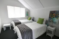 Moonriver Self Catering - Apartments