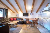 La Tambra - Residence - Central with Restaurant Hotels in Santa Cristina in Val Gardena