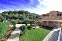 Pyramid City Apartments Hotel dekat Old Perithia - Corfu's Oldest Village