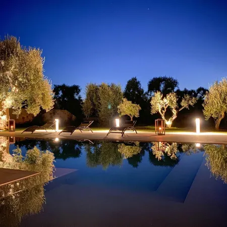 TD Villa Ricchiari Traditional Villa with Designer Pool