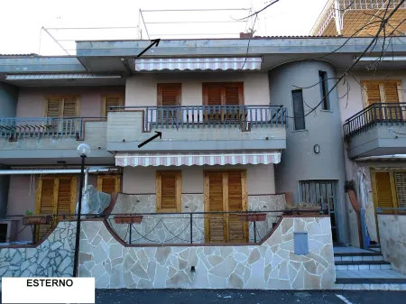 Two Rooms 30 Meters from the Sea Near Etna and Taormina and Catania
