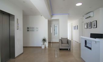 Phaedrus Living: Luxury Suite Nicosia 509
