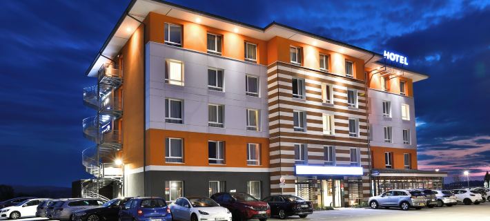 Kyriad Pontarlier โรงแรมในแคว้นฟร็องช์-กงเต