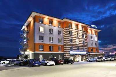 Kyriad Pontarlier Hotels in der Nähe von Théâtre Bernard Blier