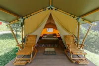 Green Camp - Adventure Glamping Hotels in Comuna Colți