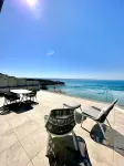Maximilian Suites Hotels near Miramare