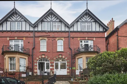 Host & Stay - Park Place Apartment