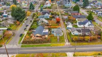 Walk to the Waterfront! the Hobbit House Hotels in Tacoma