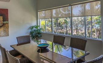 Beaches Holiday Apartments - Official Onsite Reception & Check IN