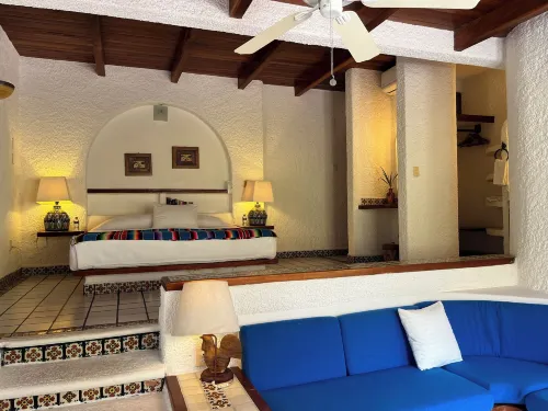 Villa de La Roca - Airport Shuttle