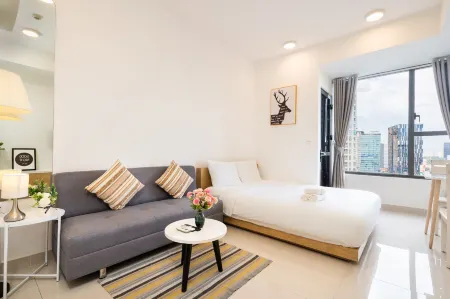 Chau Apartments