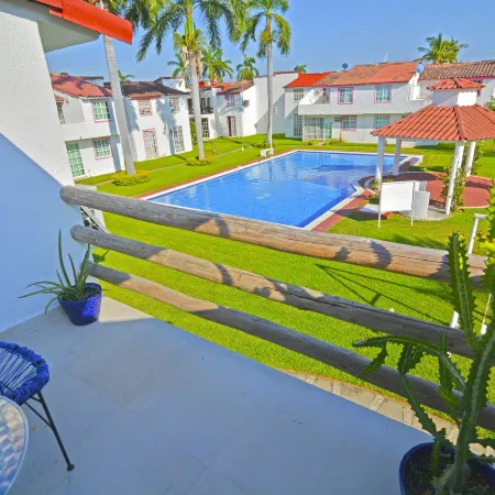 HominngBird Acapulco