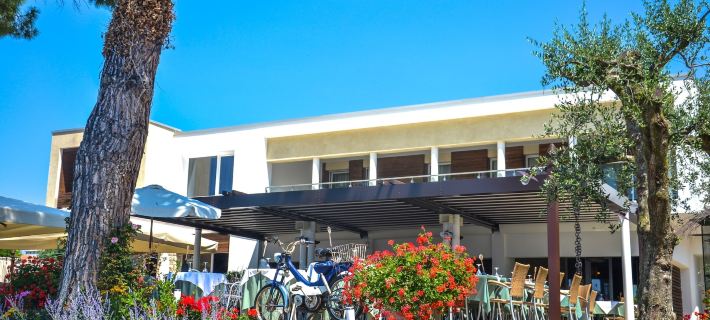 Hotel Maximilian Hotels in Bardolino