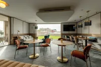 Visionair Suites Hotels in Сенігаллія
