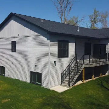 LAKESIDE GEM ! ONE BLOCK FROM SHORELINE ! in fabulous Lake Geneva .