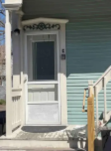 Cozy Studio 1/2 block to Church St & Shops-Pets