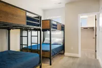 Luxury Zion Village Home - Heated Pool - 14 Guests