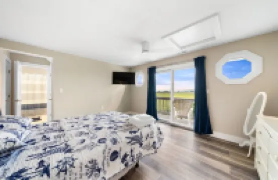 On the water with private beach, sunsets and sunrises