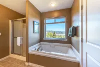 Scenic Mountain and River Views with Gourmet Kitchen - Spacious Retreat