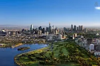A Lux 3BR Townhouse in South Yarra, FREE Parking