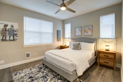 Seaside Haven - Charming Cottage, Open Concept, Back Porch فنادق في أوشن شورز