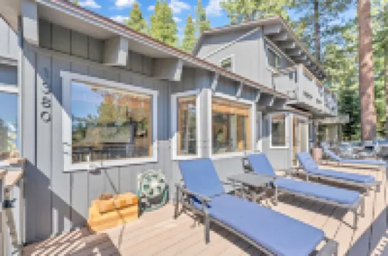 Game Room and Scenic Deck Oasis - Inviting Mountain Retreat